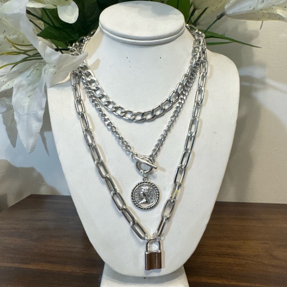 Aesthetic Necklace Contemporary Jewelry Bib Necklace, StatemenT NECKLACE - Picture 12 of 16